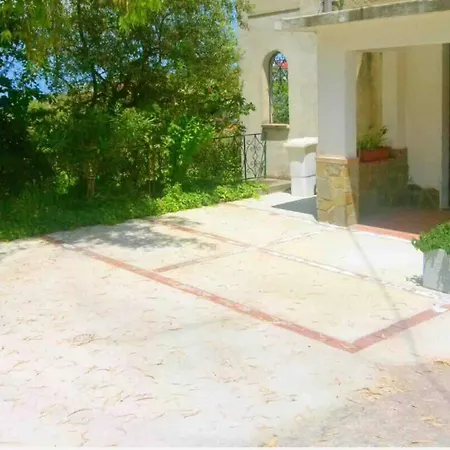 Casa Vacanze Le Castagnelle Apartment *